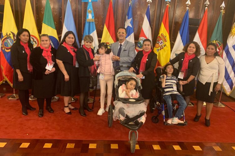 ALIBER y Rett Guatemala comparten en el Foro de Alto Nivel que tuvo lugar en el Palacio Nacional de Guatemala