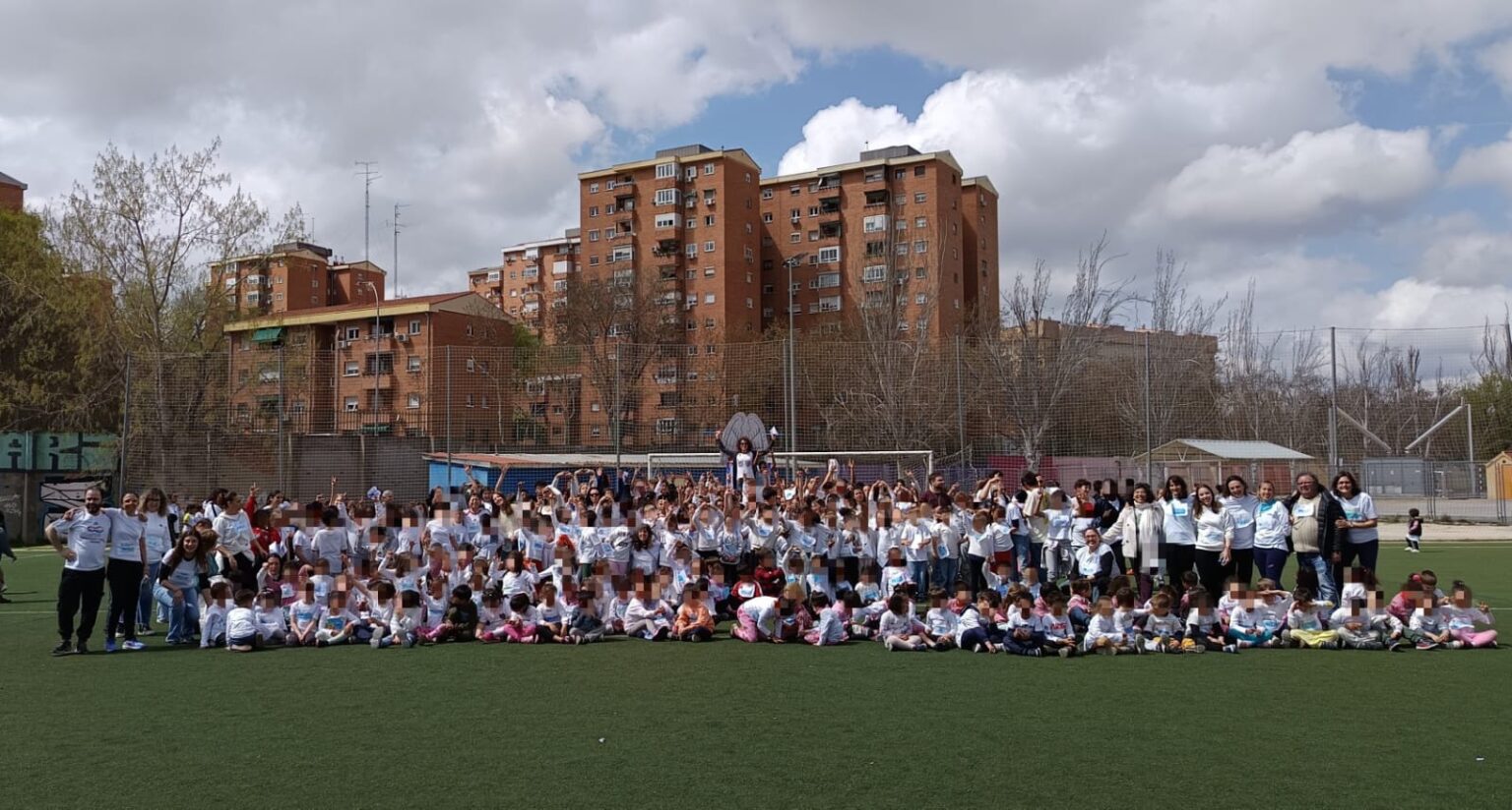 AELIP comparte: El C.E.I.P. El Sol de Madrid realiza una donación a AELIP tras su actividad de visibilización por el Día Mundial de las Lipodistrofias